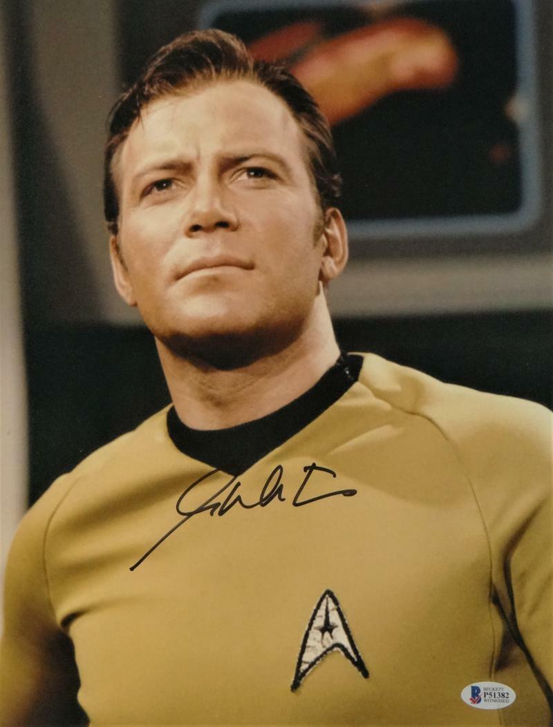 William Shatner Autographed 11x14 Star Trek Close Up Photo Poster painting - Beckett Auth *Black