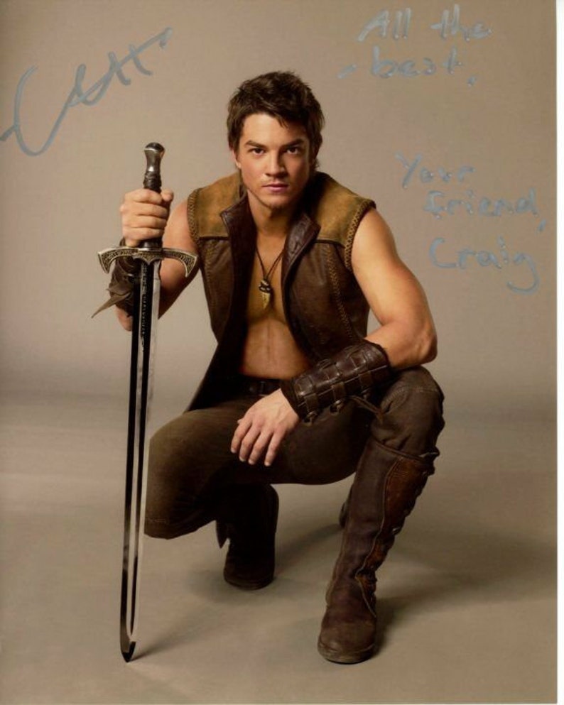 Craig horner signed autographed the legend of the seeker richard cypher Photo Poster painting