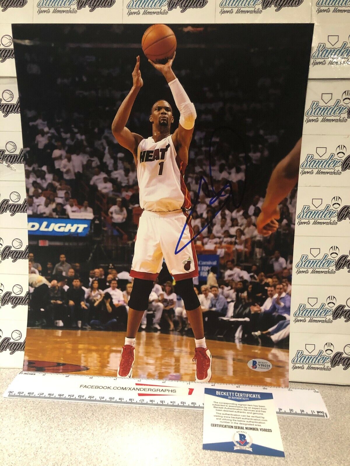 CHRIS BOSH SIGNED AUTOGRAPHED 11X14 BASKETBALL Photo Poster paintingGRAPH BECKETT BAS COA HEAT