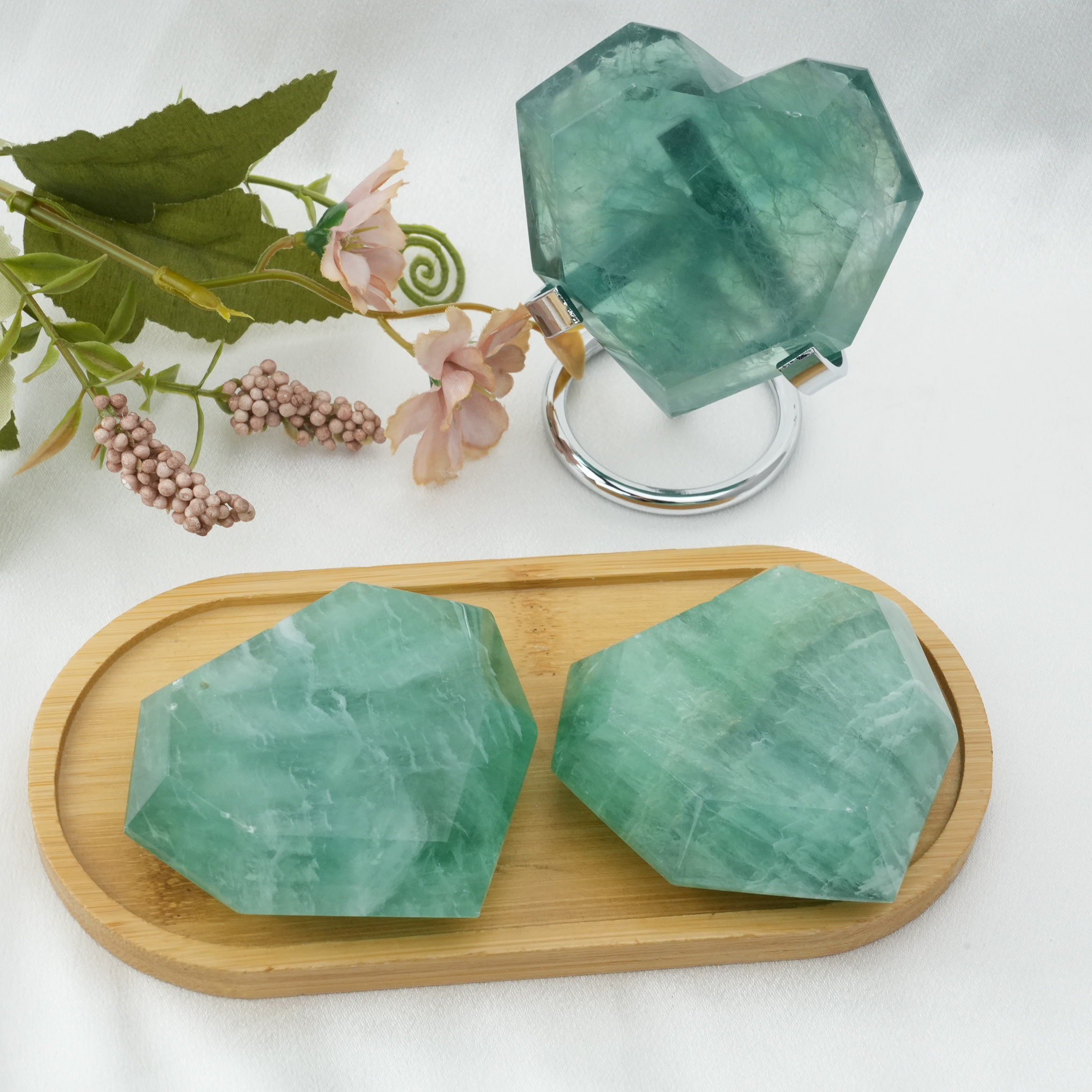 Green Fluorite Facet Heart 1set