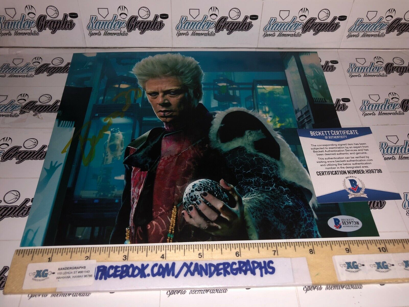 BENICIO DEL TORO DJ LAST JEDI SIGNED AUTOGRAPHED 8X10 Photo Poster paintingGRAPH-BECKETT COA BAS