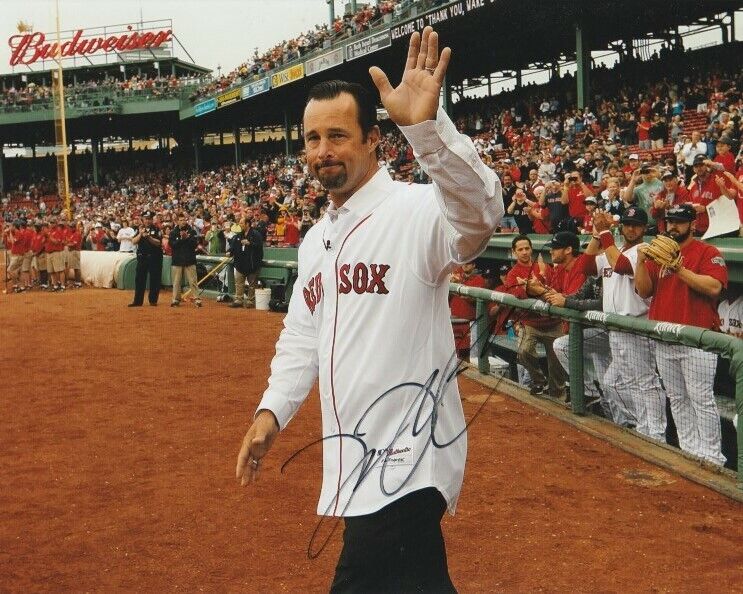 TIM WAKEFIELD SIGNED BOSTON RED SOX PITCHER 8x10 Photo Poster painting #2 Autograph PROOF