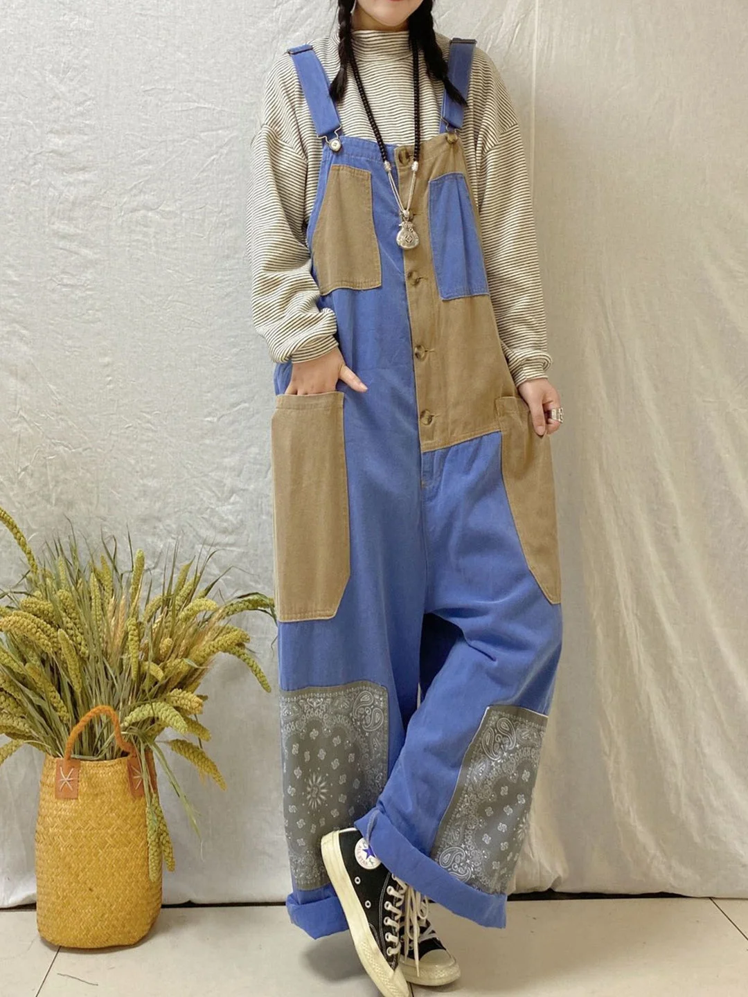 Women Half Sleeve V-neck Solid Color Dress