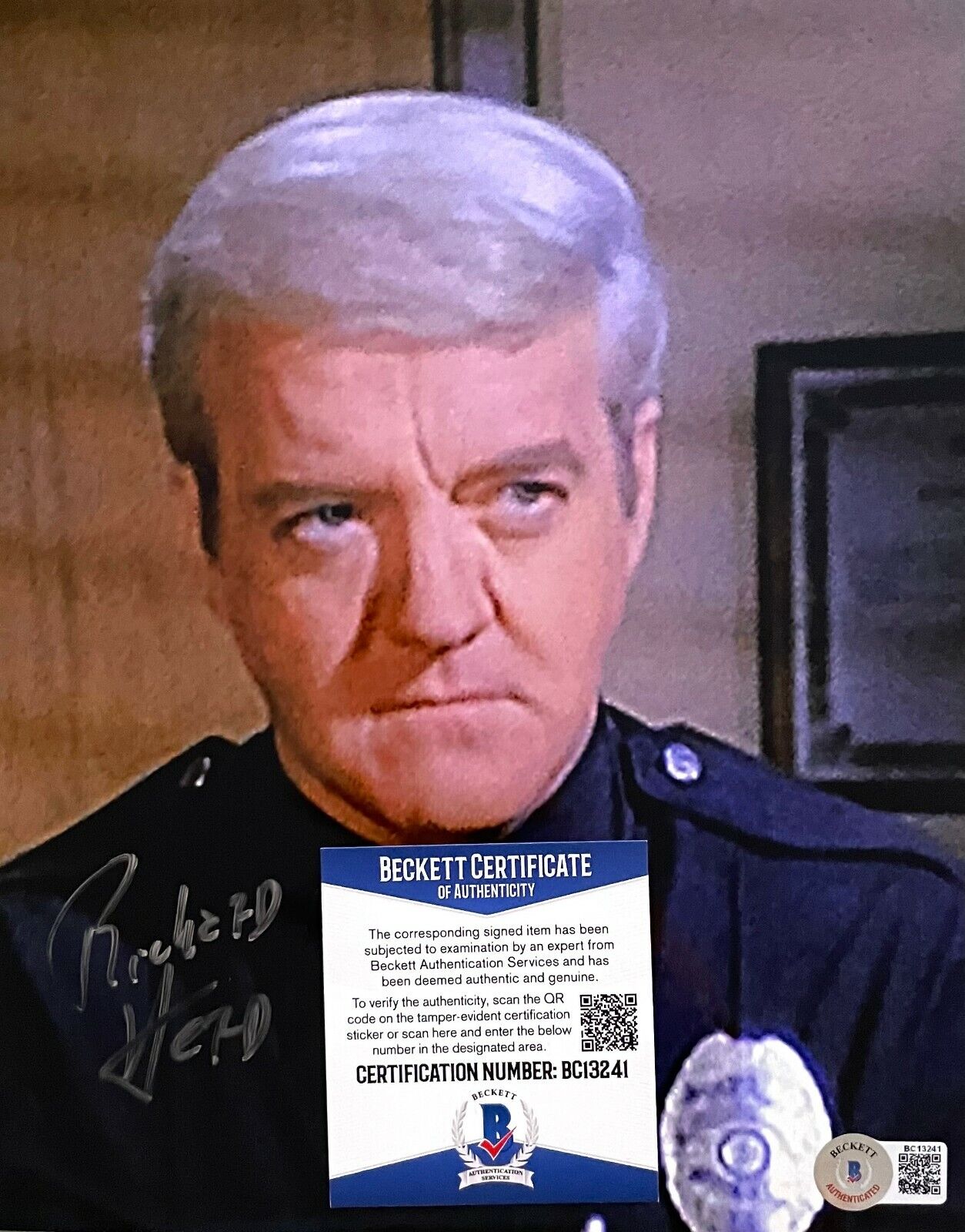 Richard Herd T.J. Hooker Original Signed 8X10 Photo Poster painting w/Beckett COA