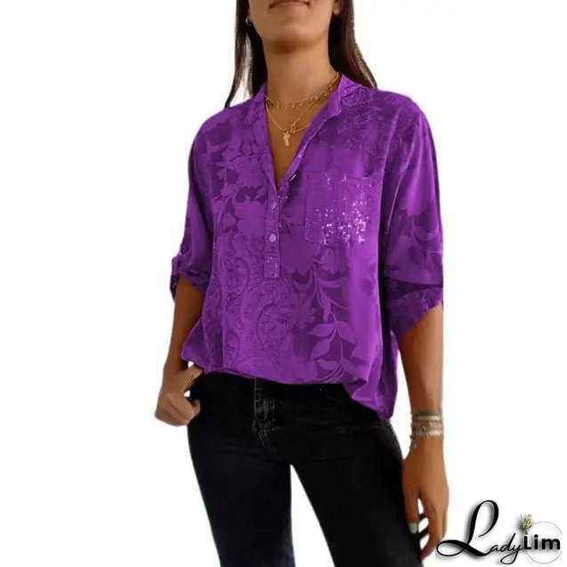 Sporty and breathable blouse