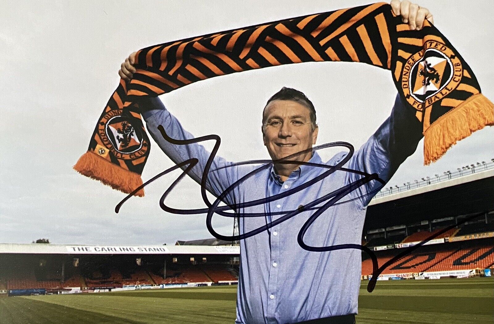 Micky Mellon Genuine Hand Signed Dundee United 6X4 Photo Poster painting