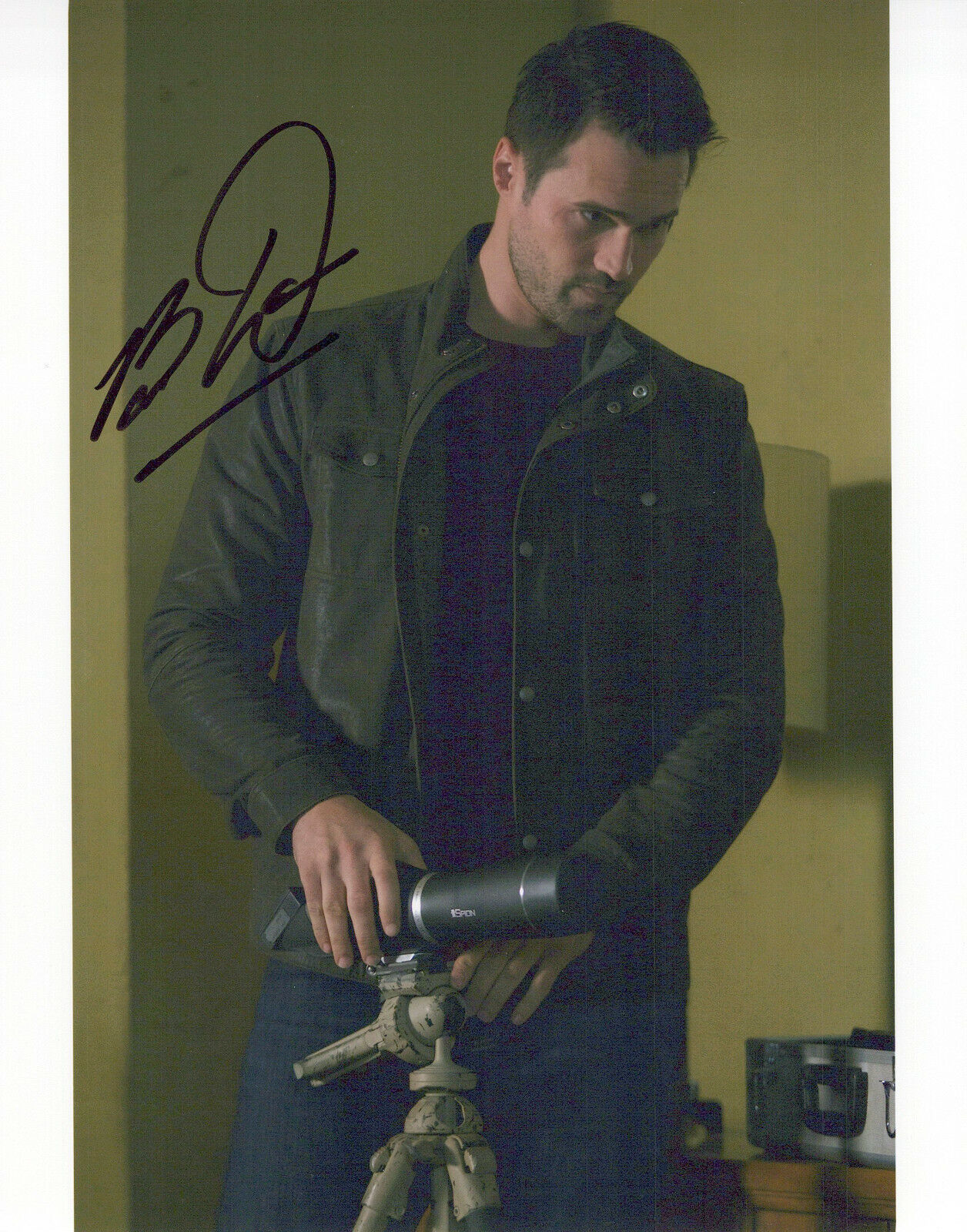 Brett Dalton Agents Of Shield autographed Photo Poster painting signed 8x10 #10 Grant Ward