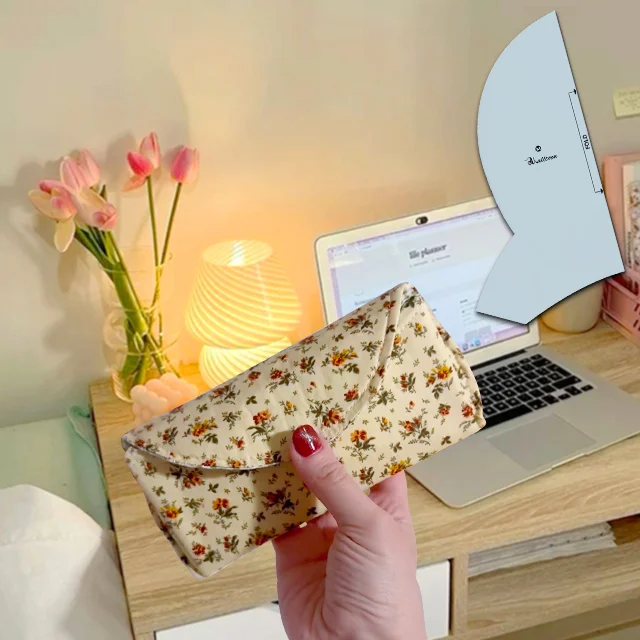 DIY Cute Glasses Bag Templates (With Instructions)