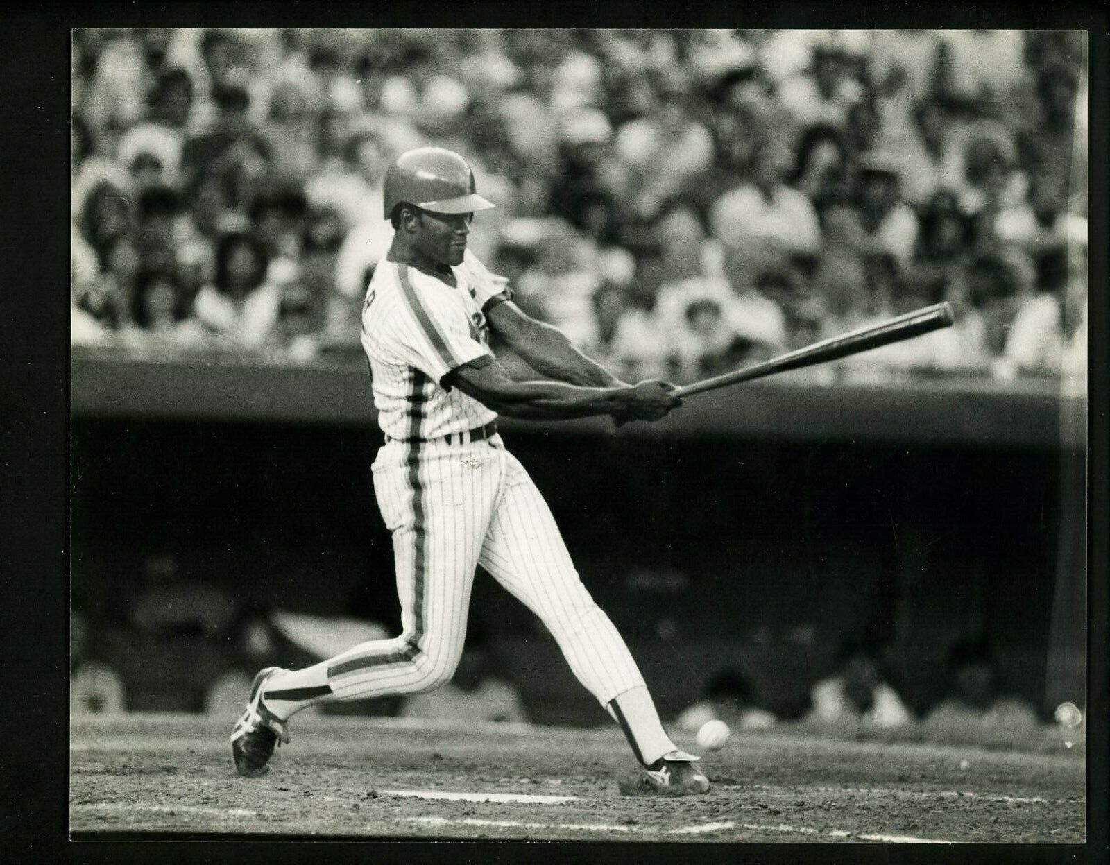 George Foster batting circa 1980's Press Original Photo Poster painting New York Mets