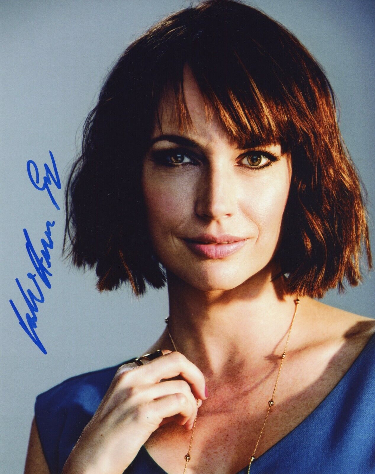 ~~ JULIE ANN EMERY Authentic Hand-Signed Preacher - Lara