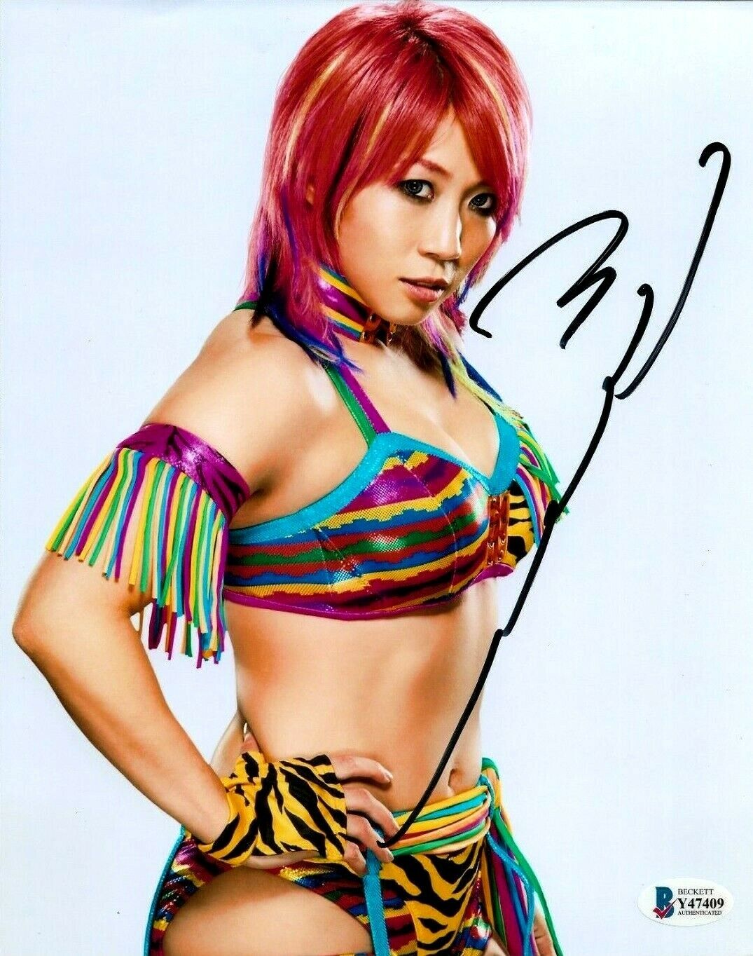 WWE ASUKA HAND SIGNED AUTOGRAPHED 8X10 Photo Poster painting WITH PROOF AND BECKETT COA 13