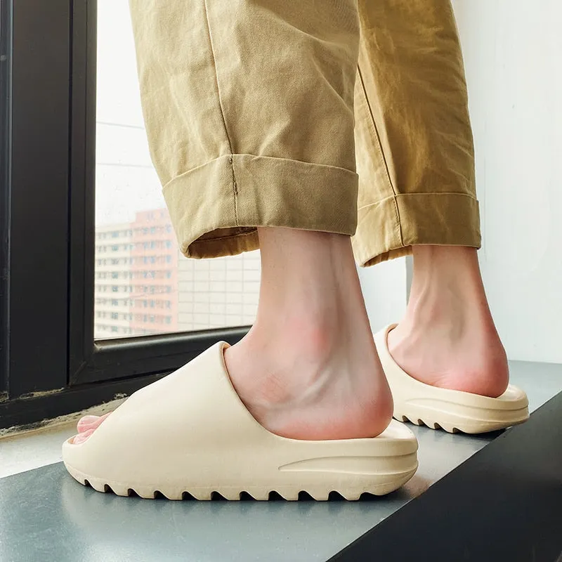 Summer Fashion Flat Thicken EVA Non-Slip Bathroom Flip Flops Platform Slippers Yeezis Slides Shoes for Women 2021Beach Men Shoes