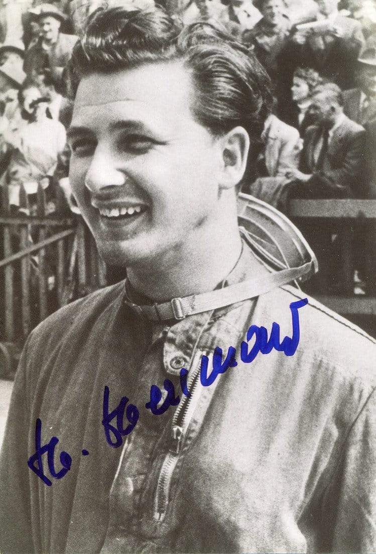 Hans Herrmann autograph, German F1 driver, signed Photo Poster painting