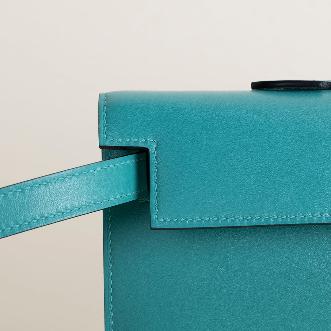 Kelly cut  Swift 7F Blue Paon PHW