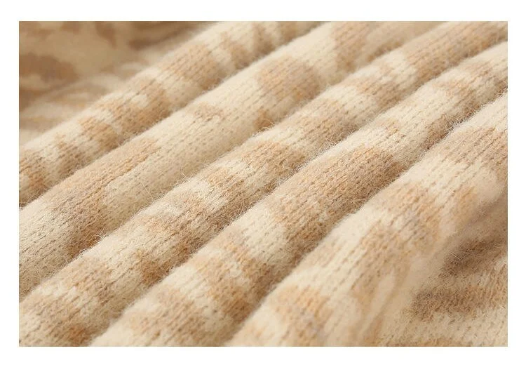 Leopard Knitted Sweater Women Animal Print Winter Sweater Female o-neck Thick Pullover Loose Casual Tops Girls Oversized Sweater