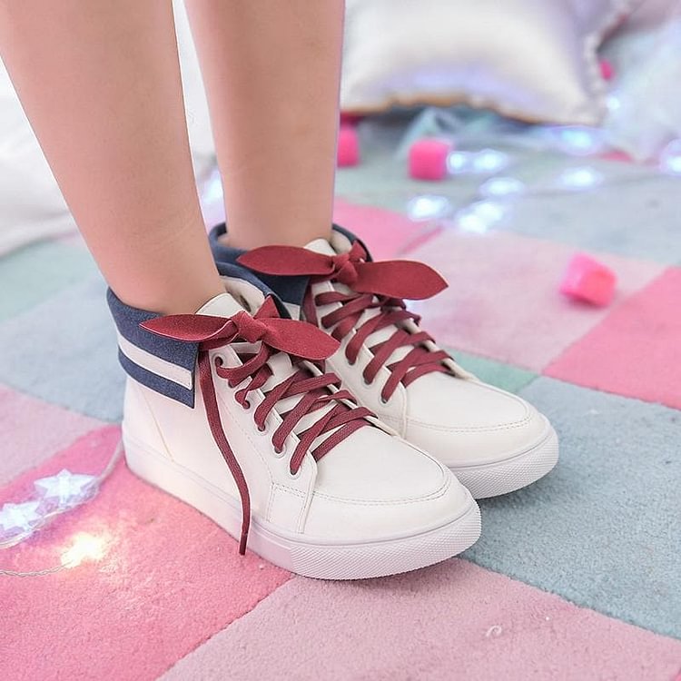 White Sailor Style Shoes SP179543