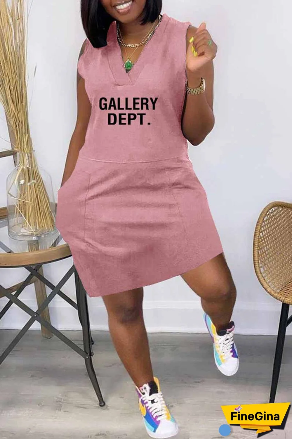 Army Green Street Print Letter V Neck One Step Skirt Dresses