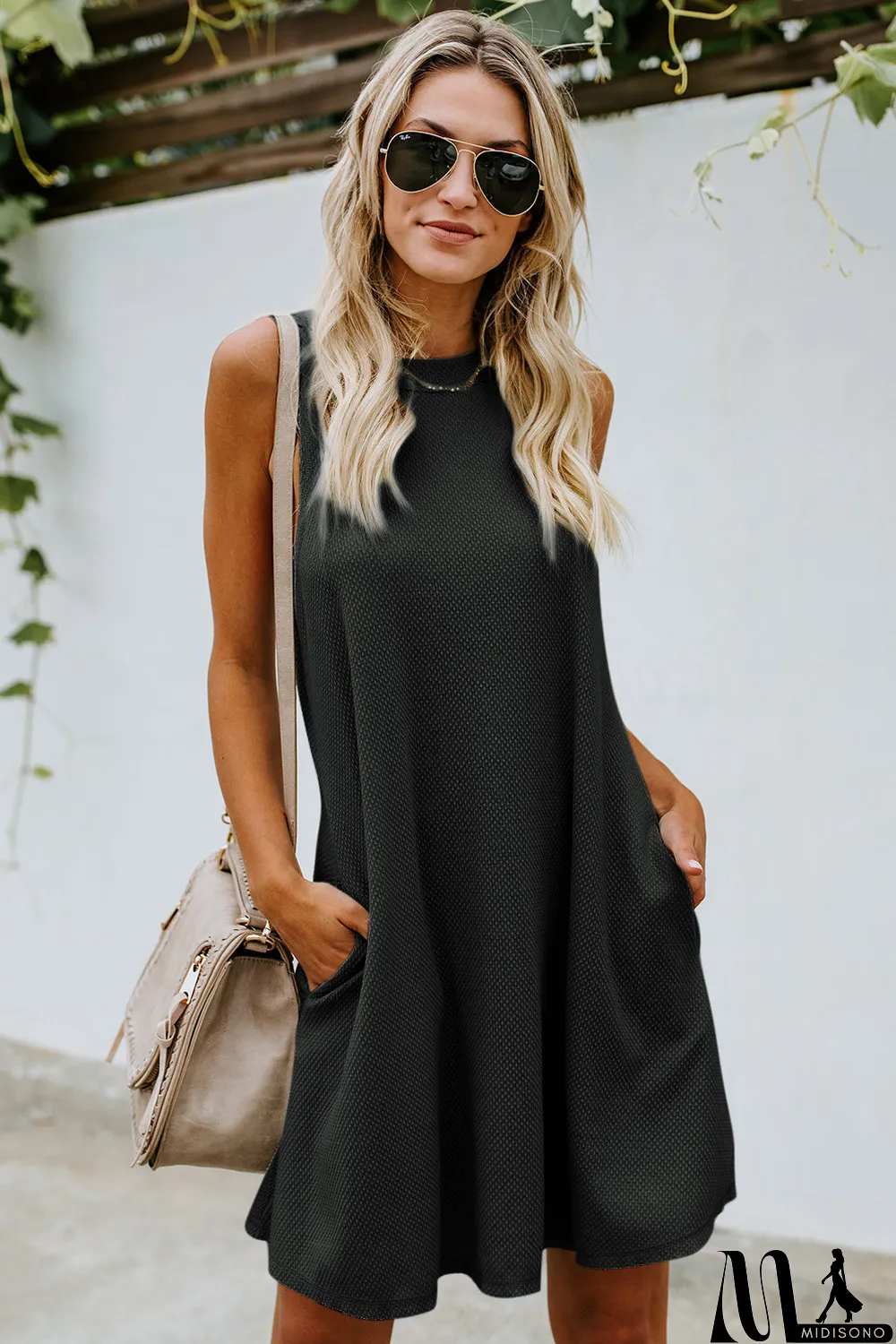 MidiSono - Crisscross Cut-out Back Knit Sleeveless Dress