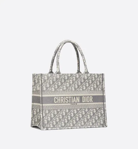 All About the Christian Dior Oblique Book Tote and How to Authenticate It -  Academy by FASHIONPHILE