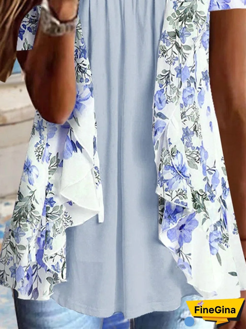 Women Short Sleeve U-neck Floral Printed Top