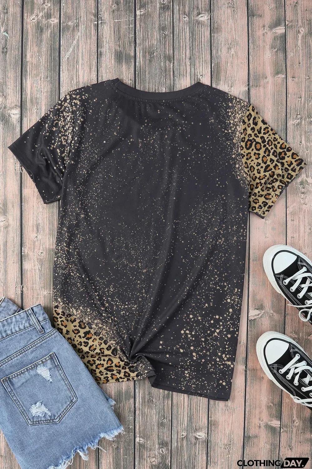 Gray MOM MODE Leopard Bleach Print Vintage Graphic Tee