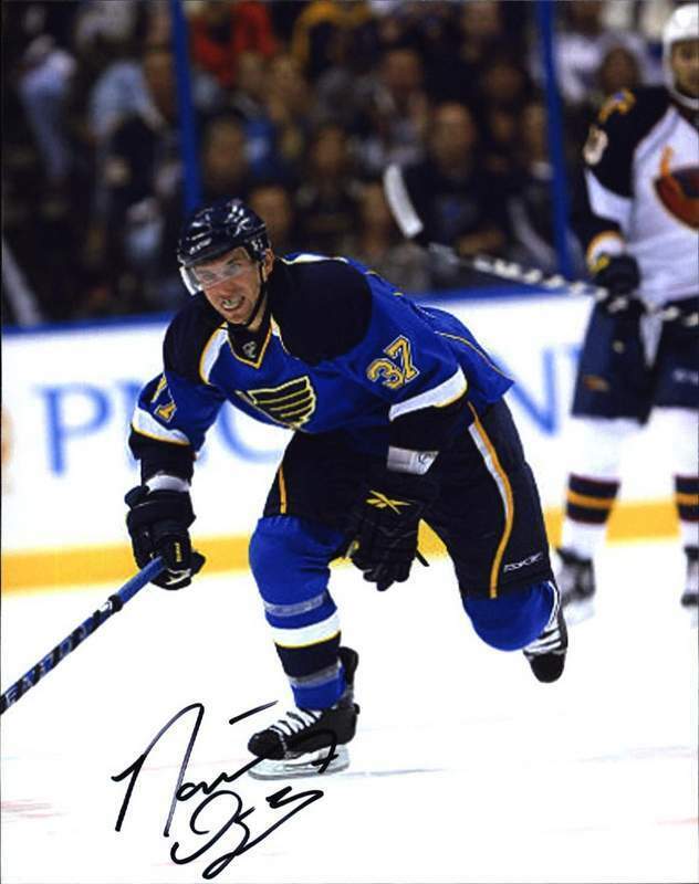 Nathan Oystrick signed NHL hockey 8x10 Photo Poster painting W/Cert Autographed A0004