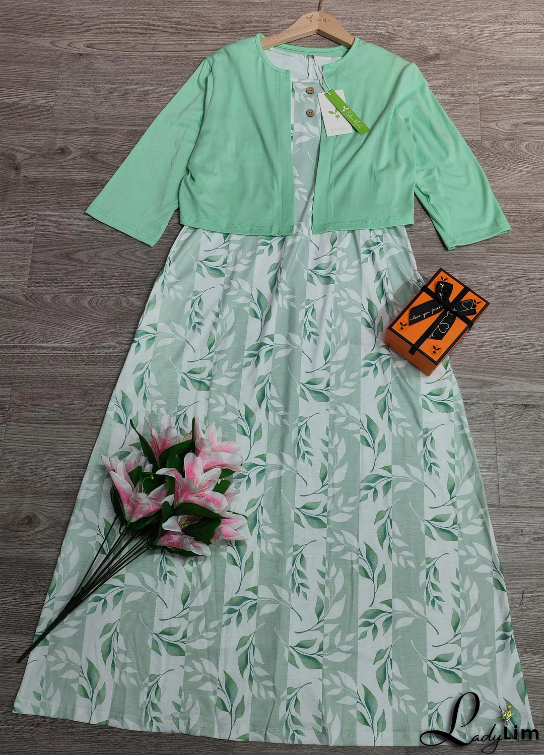 Relaxed and Stylish general Dress