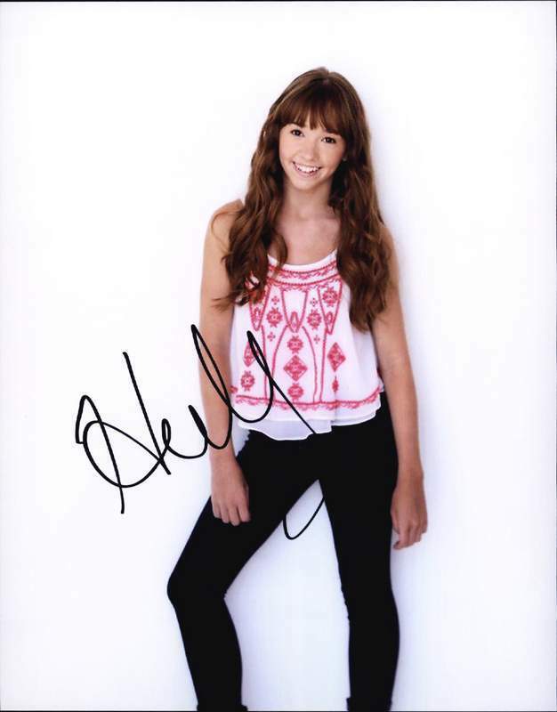 Holly Taylor authentic signed celebrity 8x10 Photo Poster painting W/Certificate Autographed (A)