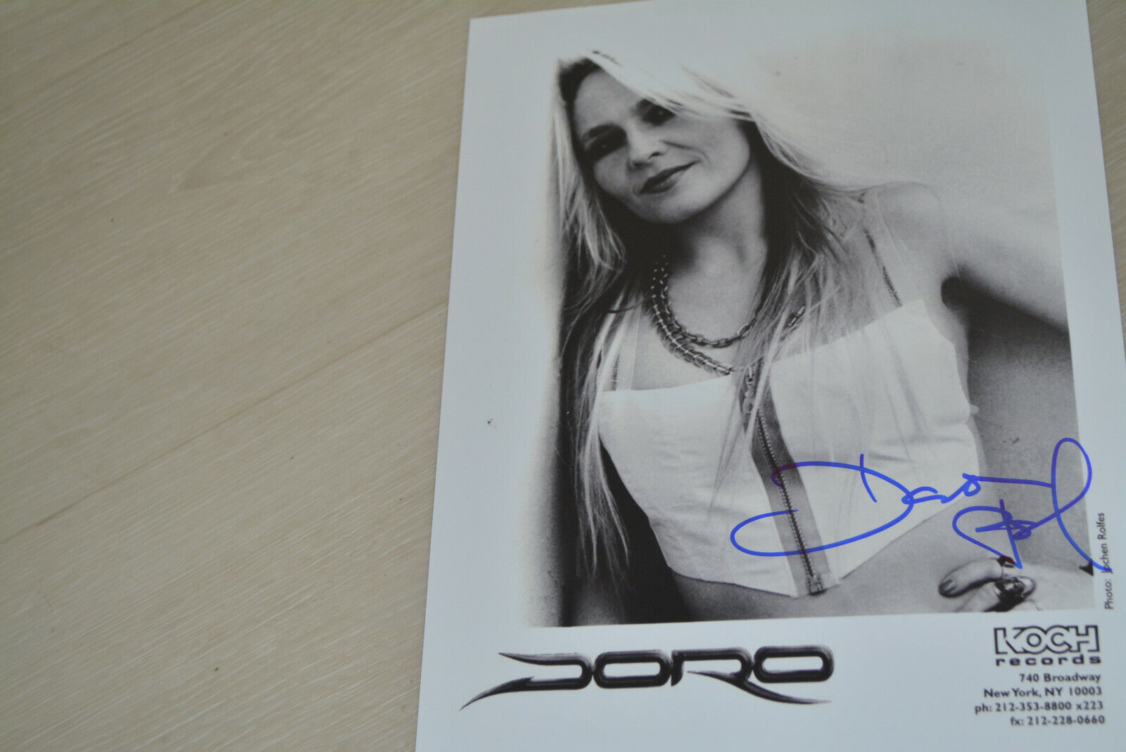 DORO PESCH signed autograph In Person 8x11 20x28 cm WARLOCK