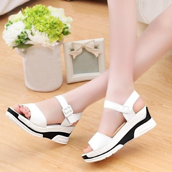 New Women's Summer Sandals Shoes Peep-Toe Low Shoes Roman Sandals Ladies Flip Flops - Shop Trendy Women's Fashion | TeeYours
