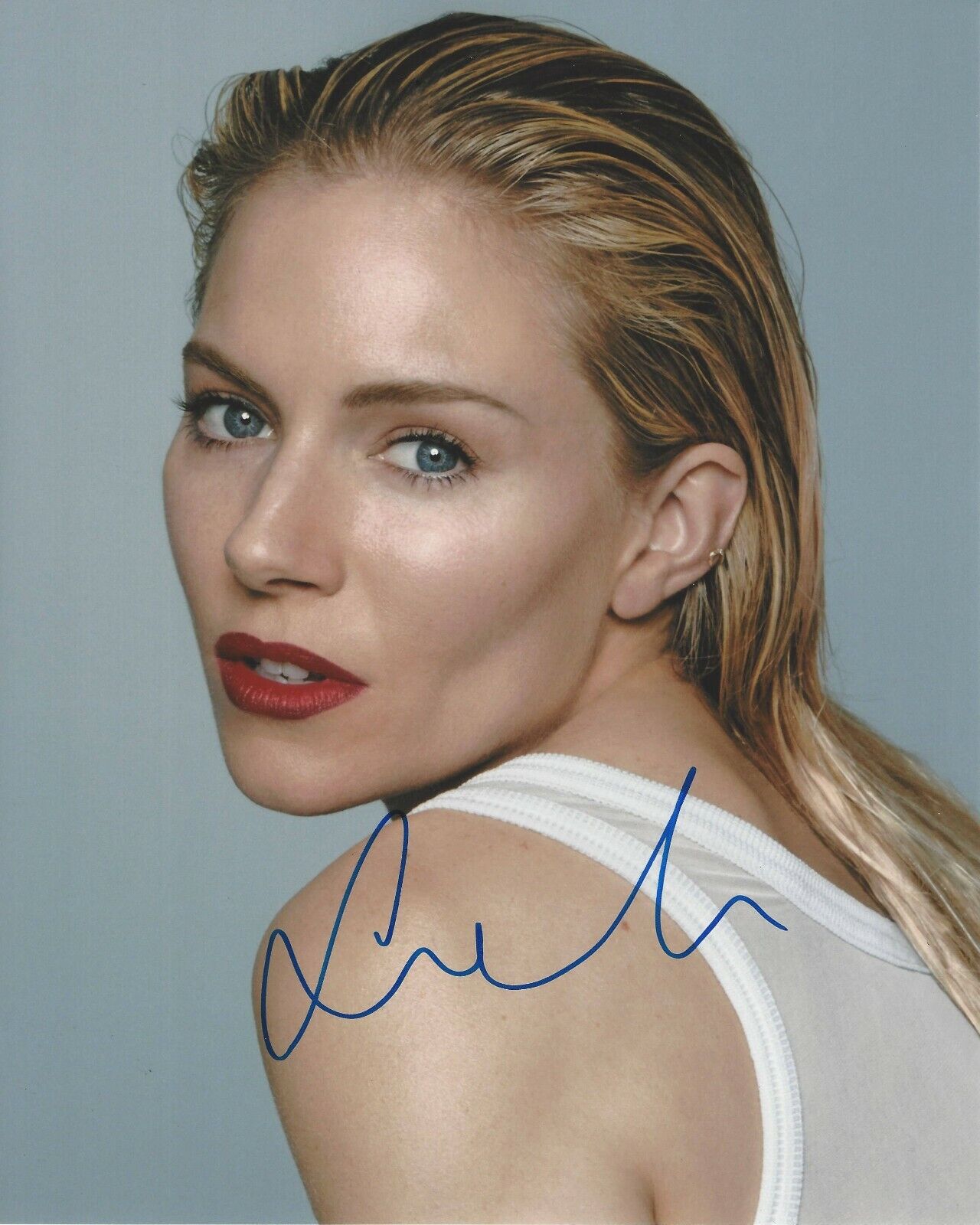 SEXY SIENNA MILLER SIGNED 8x10 Photo Poster painting 2 w/COA AMERICAN SNIPER WANDER DARKLY MOVIE