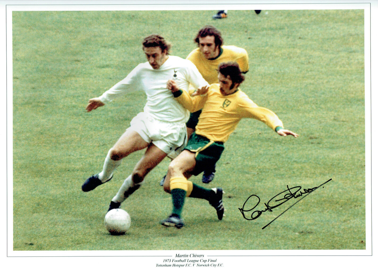 Martin CHIVERS Signed Autograph SPURS Legend 16x12 Landscape Photo Poster painting AFTAL COA