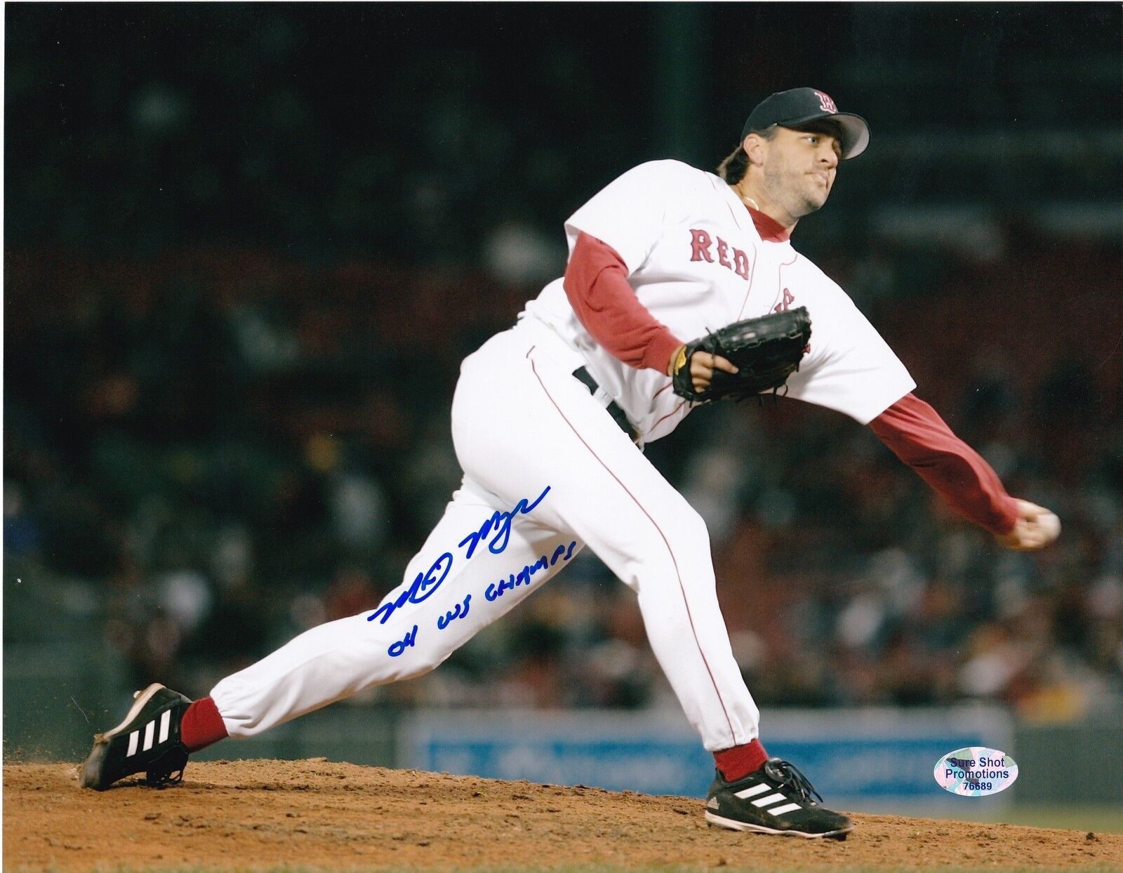 MIKE MYERS BOSTON RED SOX 2004 WS CHAMPS ACTION SIGNED 8x10