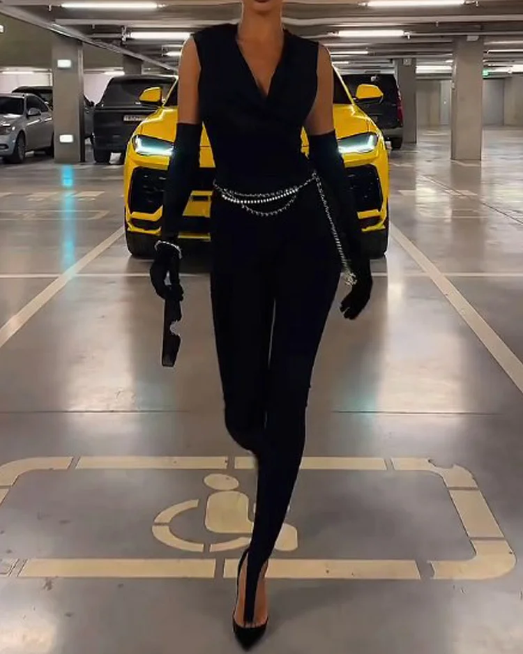 Sleeveless solid color waist jumpsuit