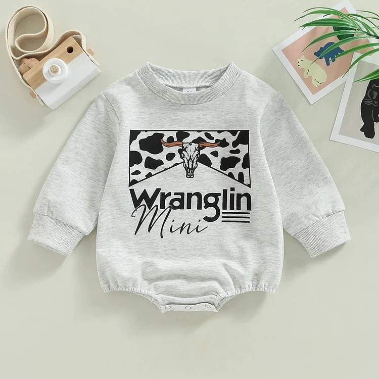 Baby Boy Letter & Cattle Print Long Sleeve Pullover Bodysuit