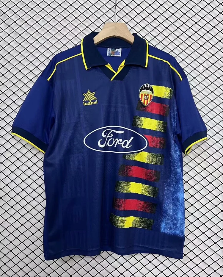 Retro 1996-1997 Valencia Away Football Jersey