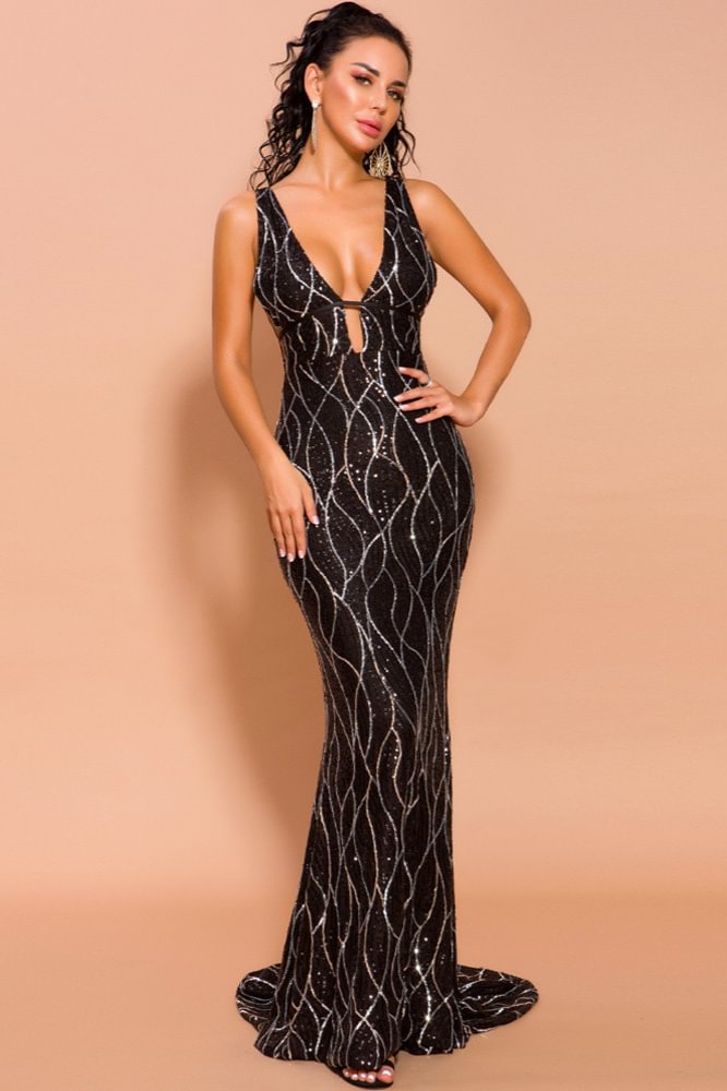 Chic Black V-Neck Sleeveless Sequins Mermaid Long Prom Dress - lulusllly