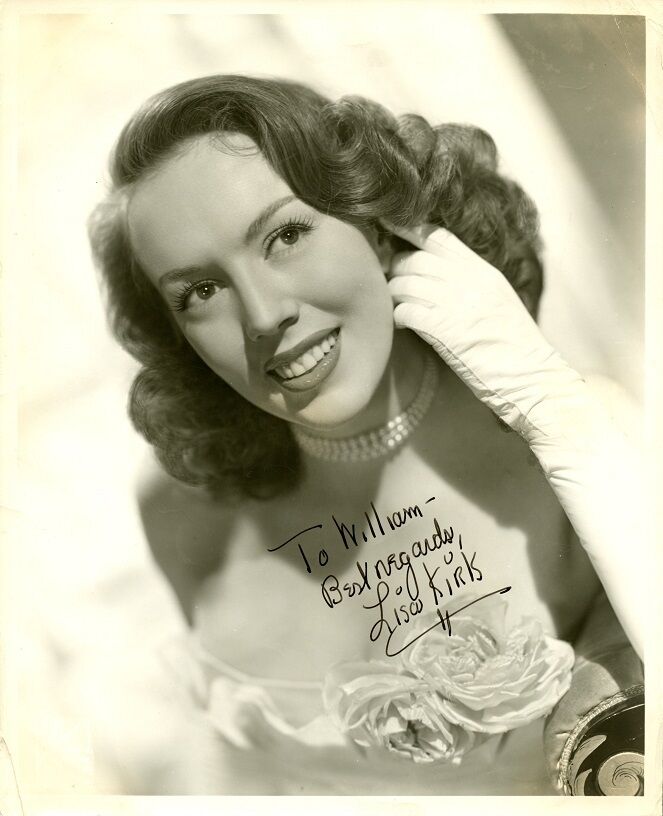 LISA KIRK Vintage Signed Photo Poster painting