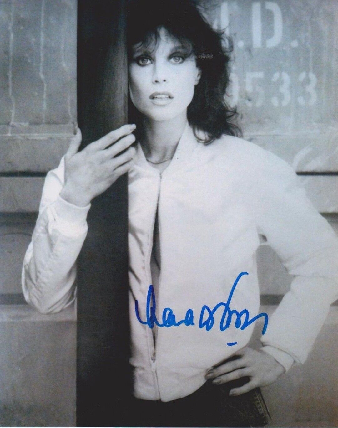 Lana Wood Signed Photo Poster painting - James Bond Babe - Diamonds are Forever - SULTRY!!! G756