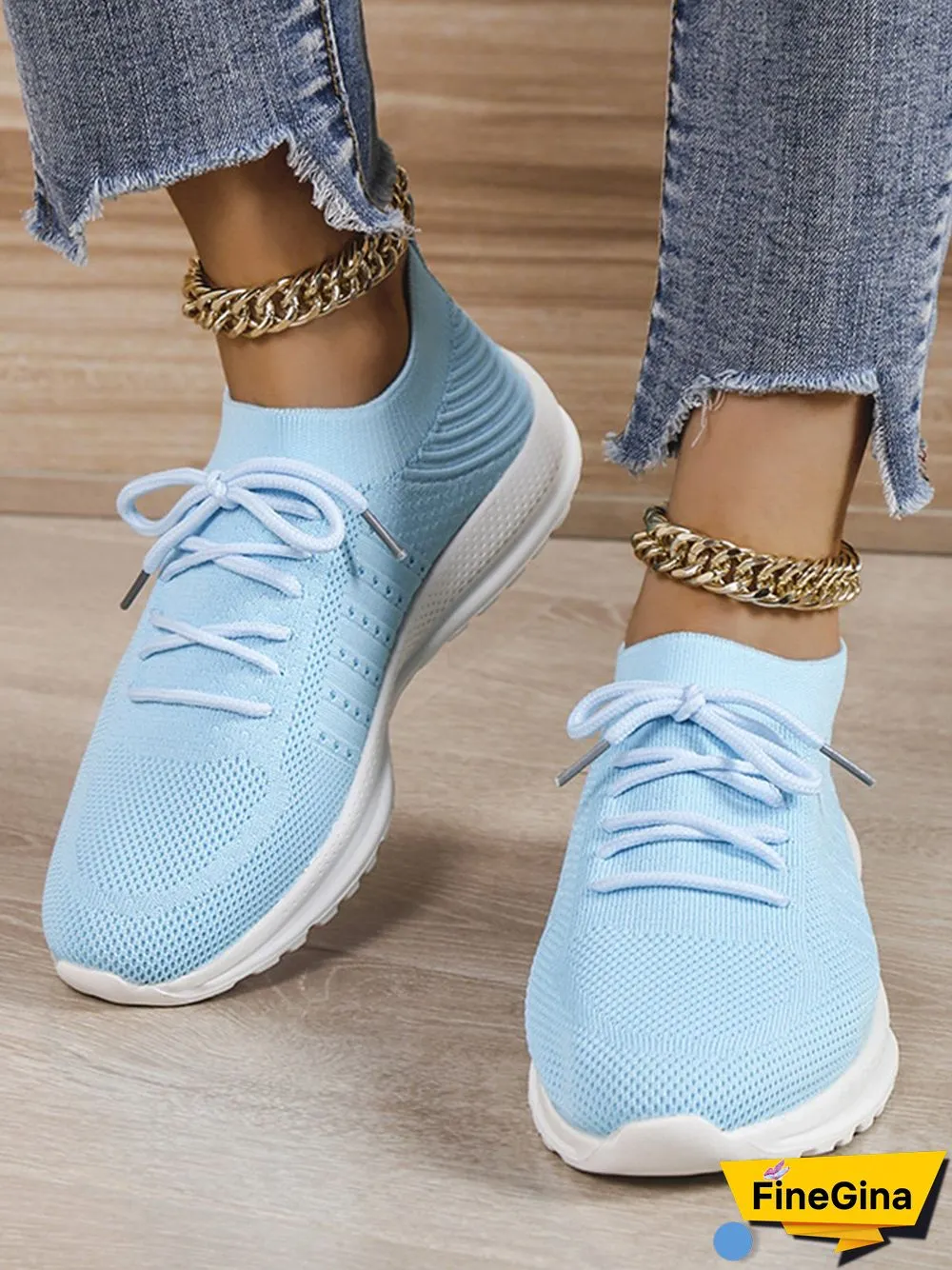 Flyknit Lightweight Soft Sole Lace-Up Sneakers
