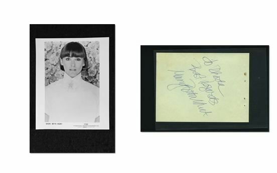 Mary Beth Hurt - Signed Autograph and Headshot Photo Poster painting set - World According to Ga