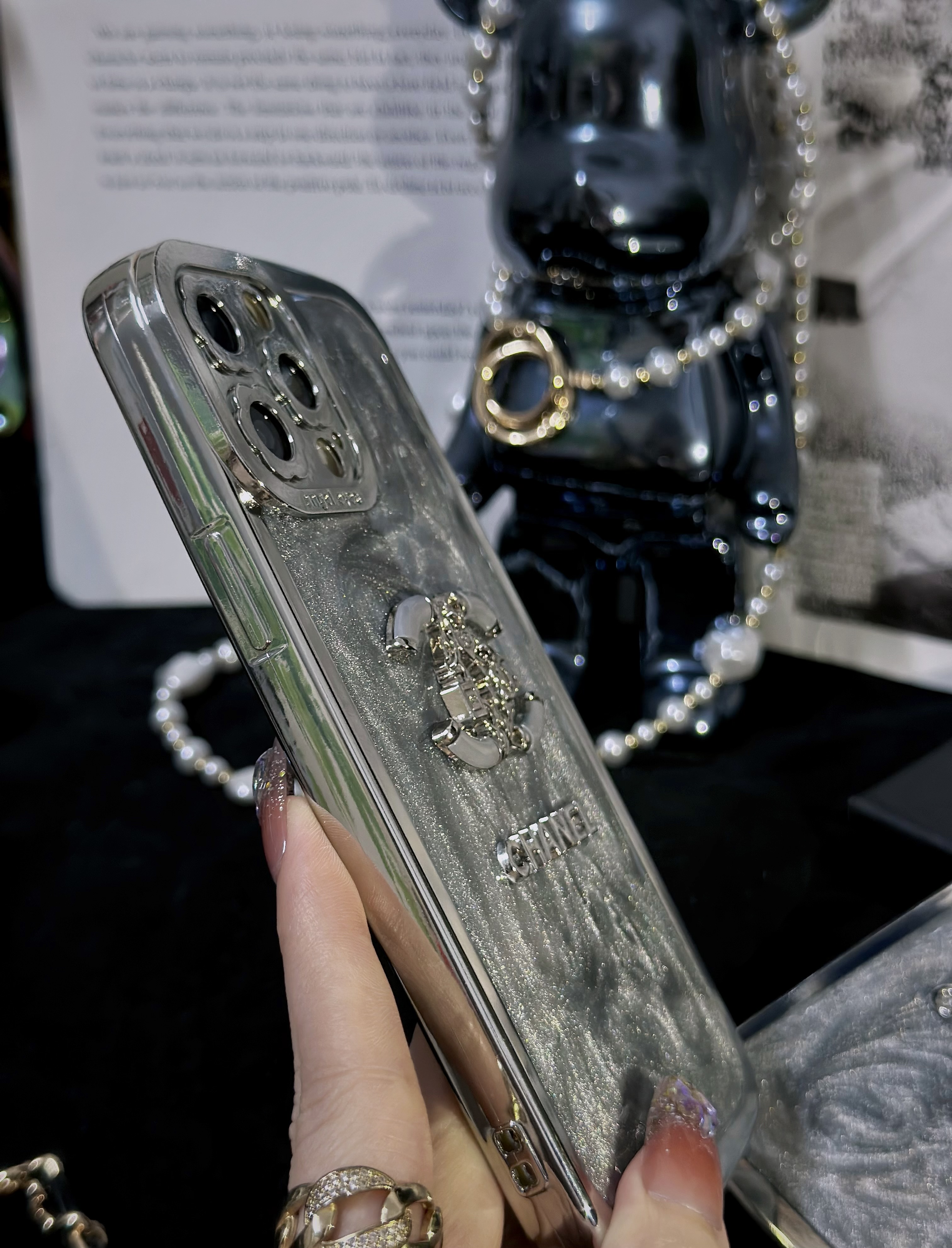 Luxurious Chanel Electroplated Mobile iPhone Case Protective Cover