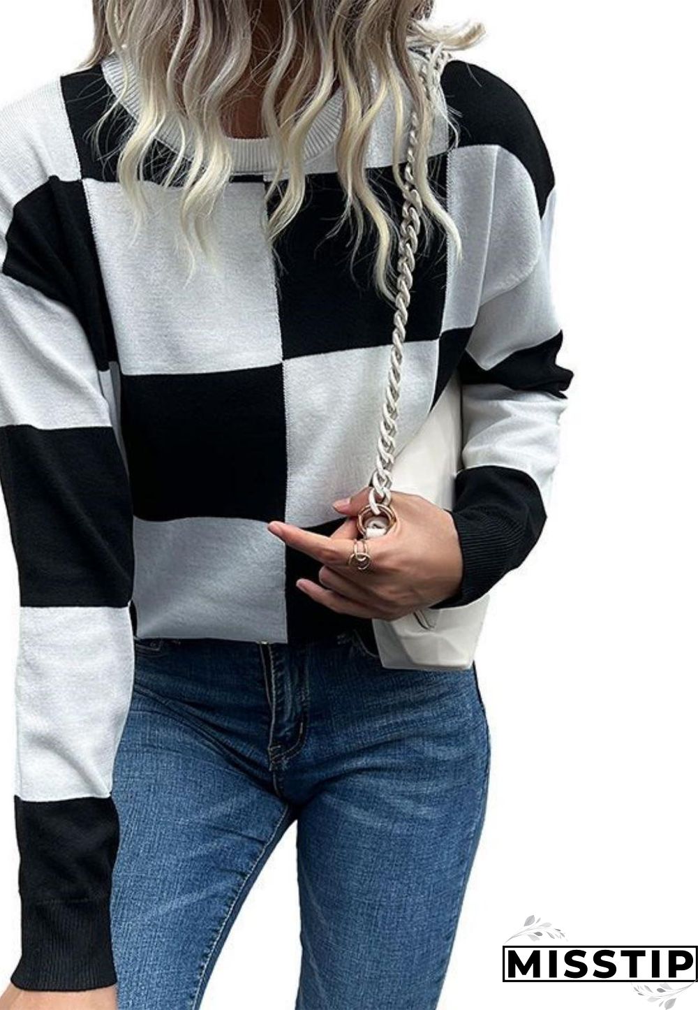 Checkered Dropped Shoulder Knit Pullover