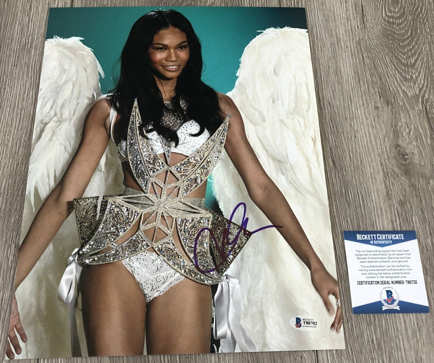 CHANEL IMAN VICTORIA'S SECRET SIGNED AUTOGRAPH 11x14 Photo Poster painting w/ BECKETT BAS COA