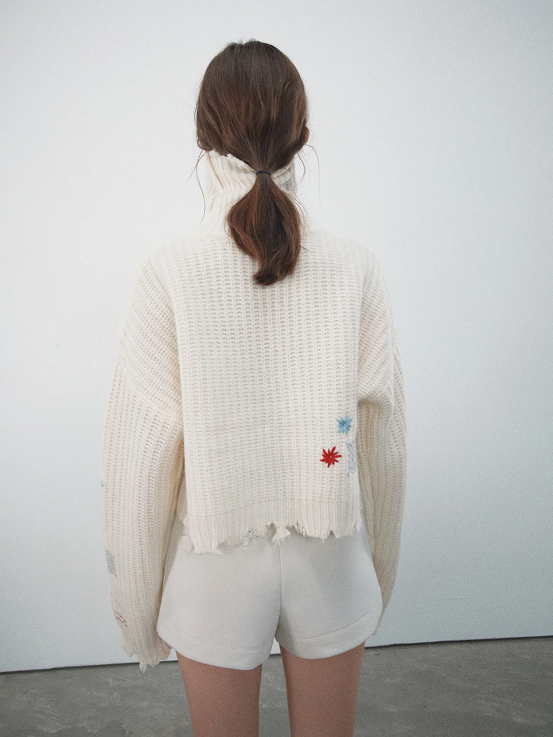 Toloer [Daihe] Winter New Casual High Collar Full Wool Fun Embroidery Short Woolen Jacket H7932-Outfit Ideas