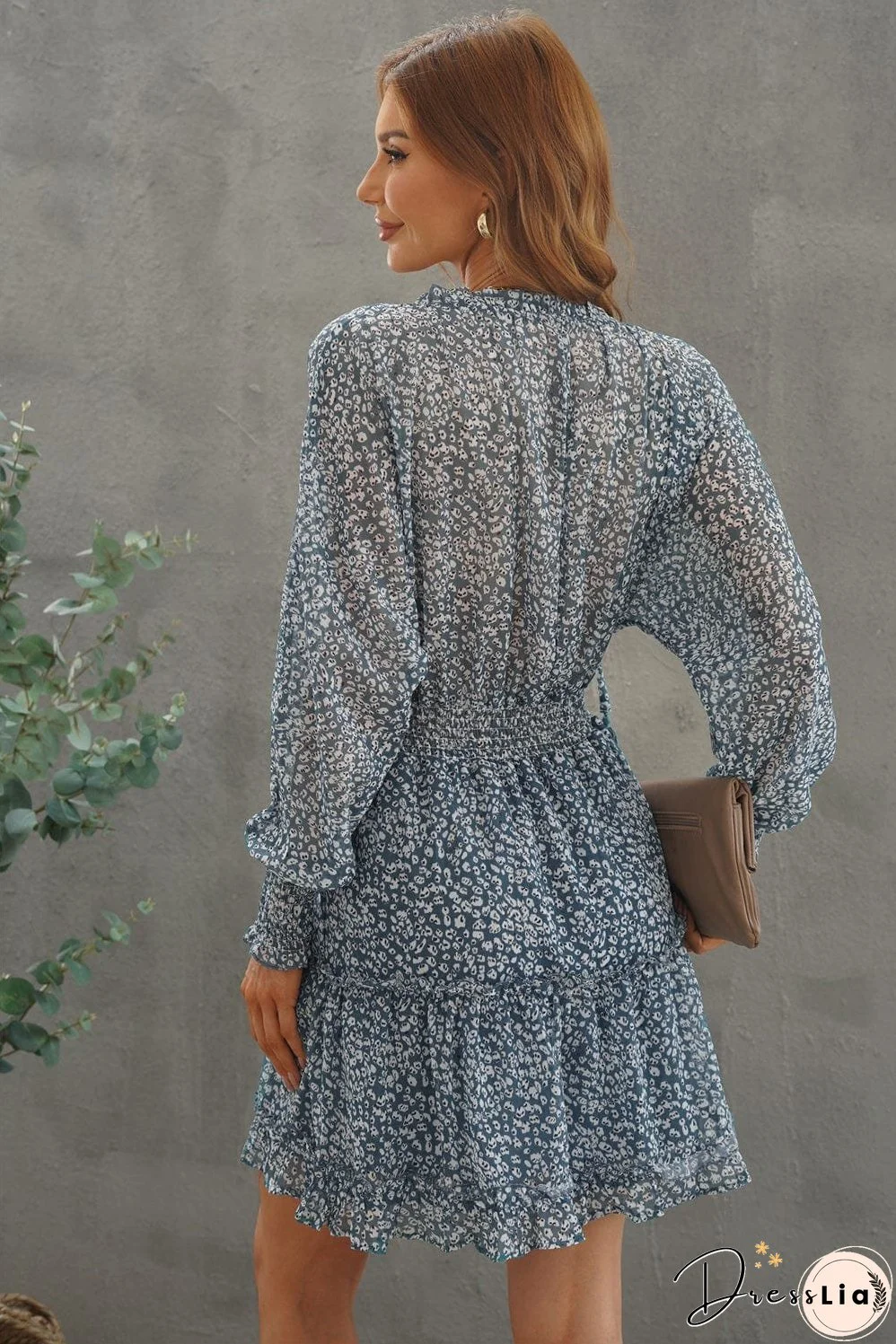 Feminine Floral Dress with V-Neck