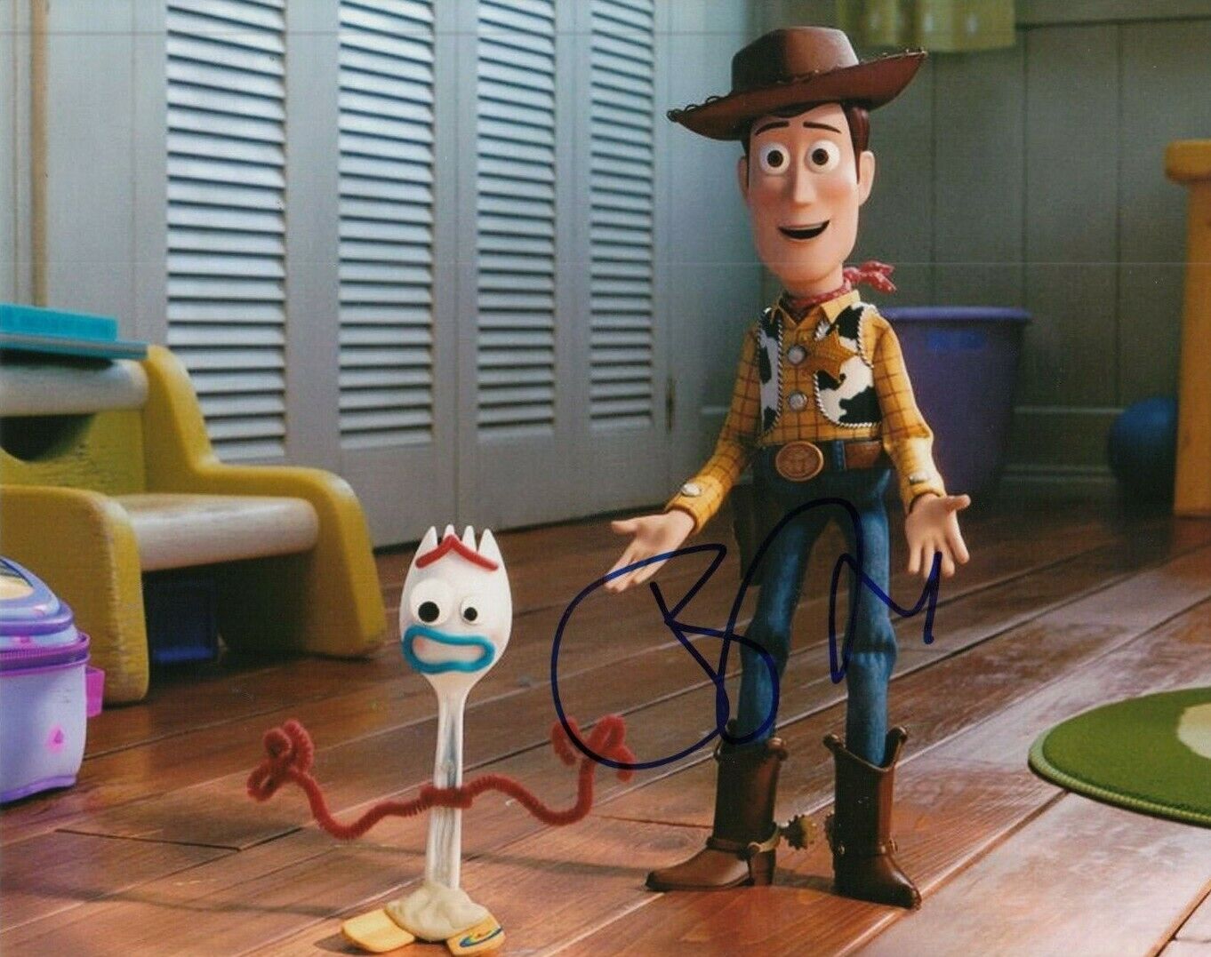 TONY HALE signed (TOY STORY 4) Movie autographed 8x10 Photo Poster painting *FORKY* W/COA #TH3