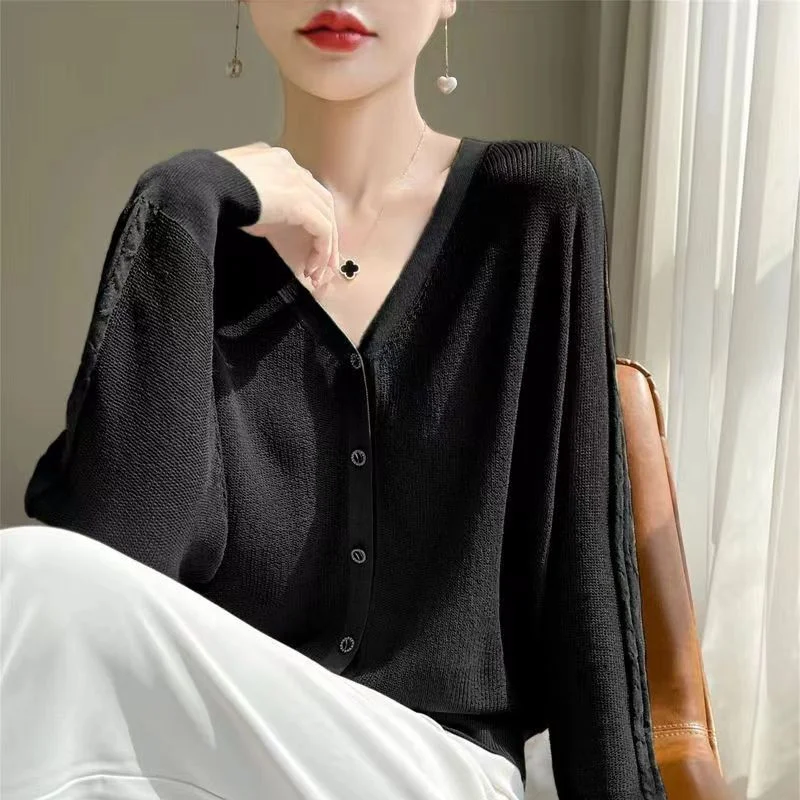 Ueong High-End Lazy Sleeves Twist Sweater Female V-Collar Autumn New Bat Sleeve Sweater Jacket