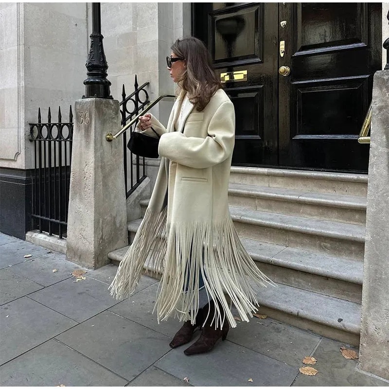 2023 Women's Tassel Wool Fringe Coat - Elegant and Warm Winter Overcoat. Vestes Novas 