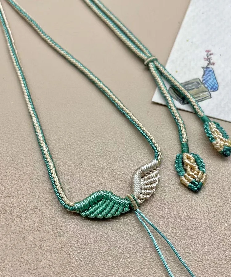 Women Green Fabric Art Handwoven Tassel Pendant Necklace